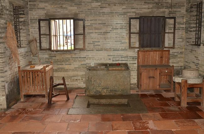 家具が未だ残っている