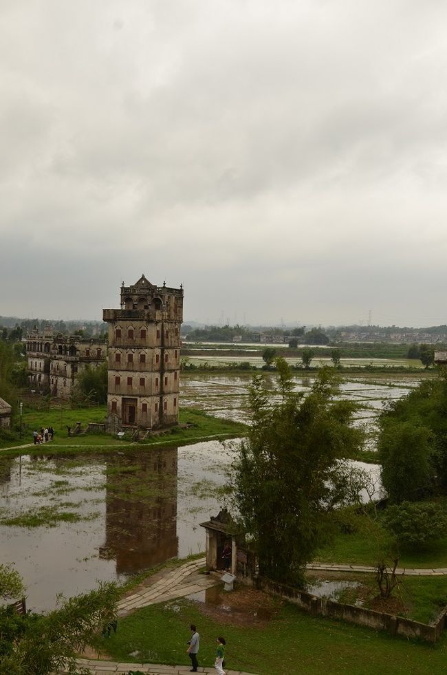 水田に?楼が残る