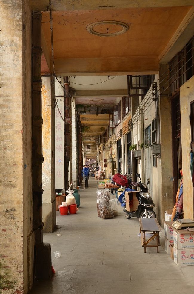 広東省に良く見られる建設物の作り