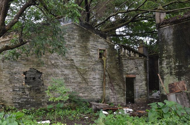 バイタクで「無人村」へ