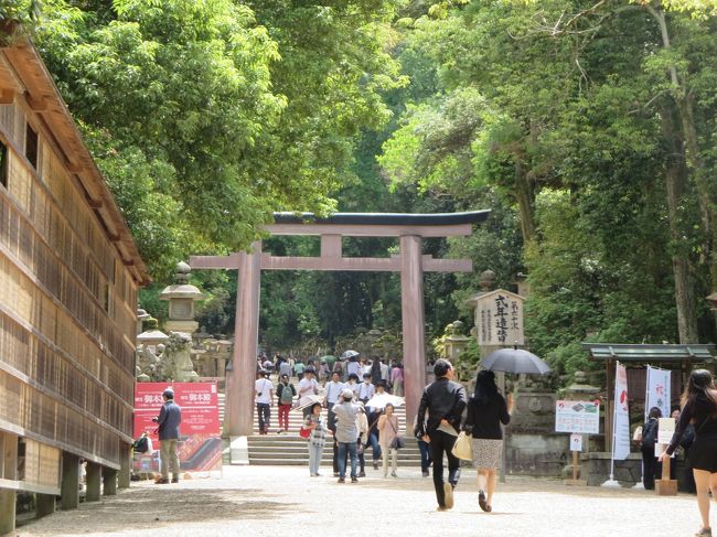 二の鳥居が、見えてきました♪