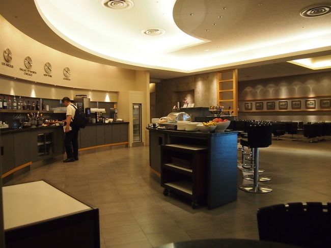 先程のサクララウンジは、人がウジャウジャ!<br />この表現でいいのか？<br />本当に人が多かったんです(>_<)<br />落ち着く感じではなかったので、こちらのラウンジ、穴場かも!