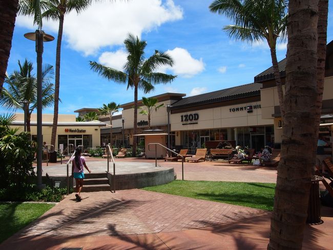 工事をしていた中央がすっかり綺麗になっていました。<br /><br />ここに1時間ほどいて、反対側のKマートへ行き、お買い物。