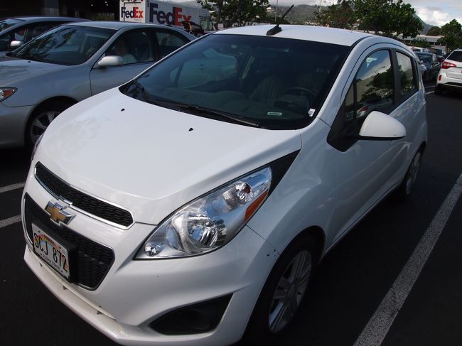 本日から借りたレンタカー<br />4人乗りだけどコンパクトすぎる〜