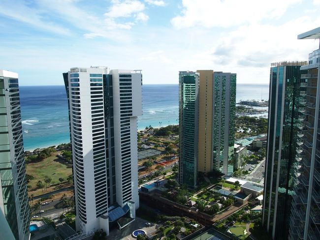 ハワイで暮らしいてる方のお宅訪問は初めてで、そのうえこんなに景色が良い場所で、スゴイ〜!