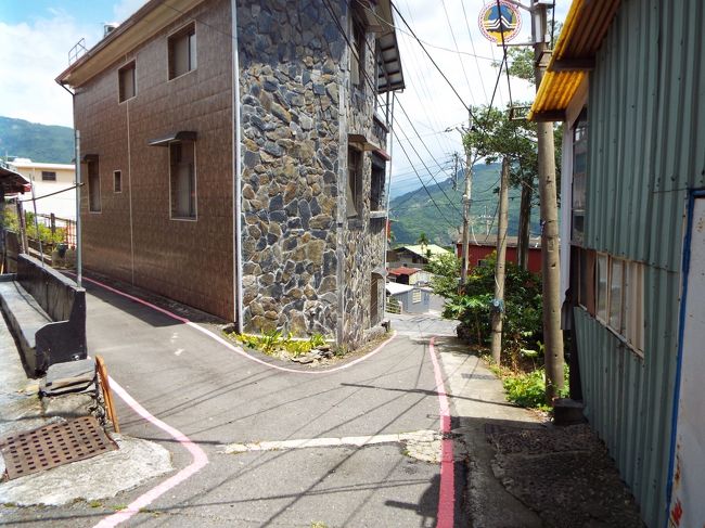 神山愛玉に向かいます。<br />