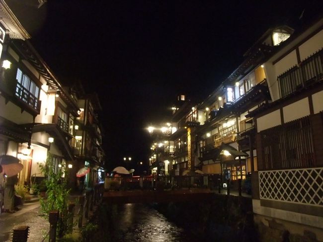 ぶれてあまりきれいには撮れない。<br />実際はもっときれいです。