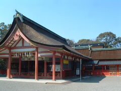 津島神社本社を訪ねました。素晴らしい建物です。豊臣、尾張徳川などの信仰を集め重厚な建物でした。