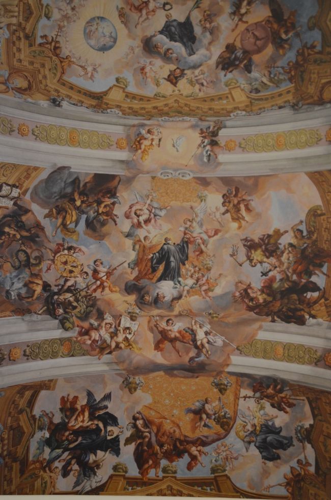 修道院付属教会内部の天井画