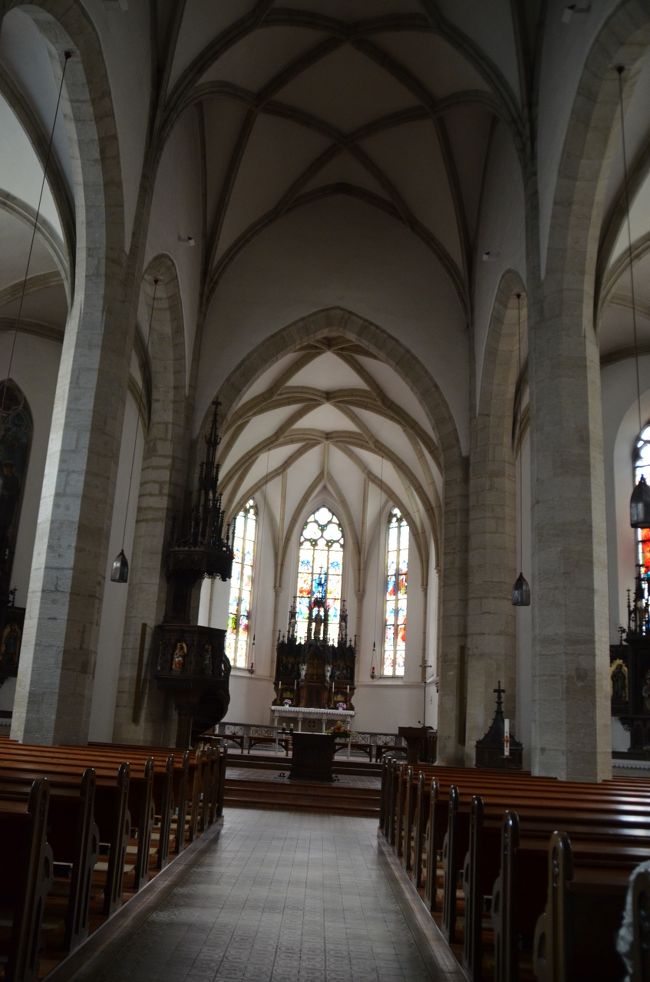 メルク地区教会の内部