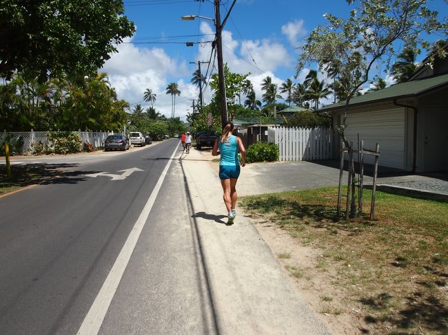 チャリで暴走する二人を追いかける私。<br />私もそんなに漕ぐのは遅くないけど、二人が早過ぎ！<br />
