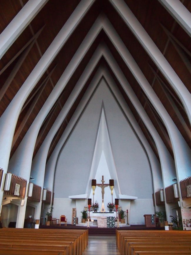 夕方のミサの前でまだ誰も居ませんでした。