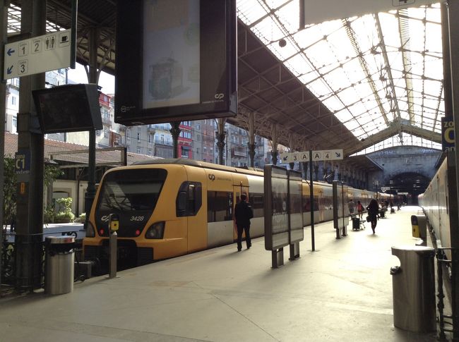 プラットホーム