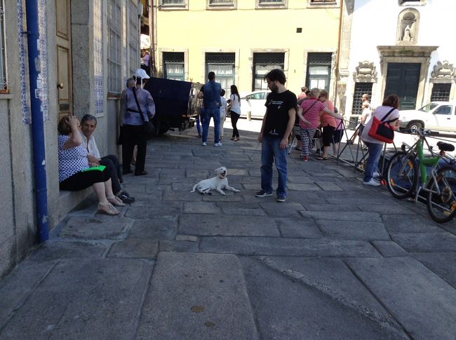 ツアー時間まで時間つぶし