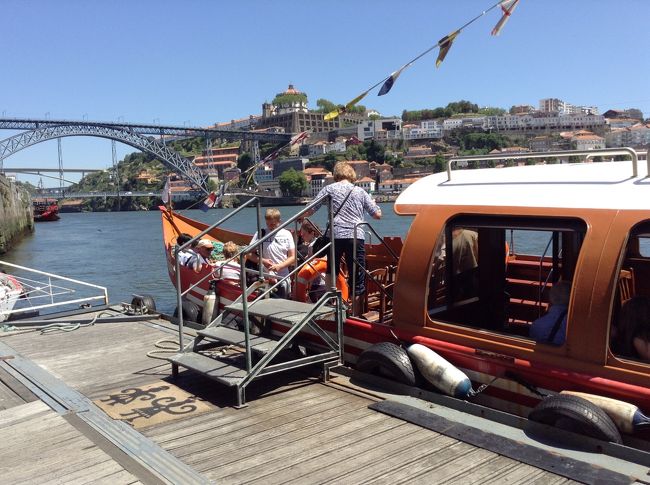 このボートに乗りました。