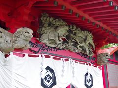 創建250年と北海道で有数の歴史を持つ厳島神社。明治34年に建立された本殿の彫刻は見事です。