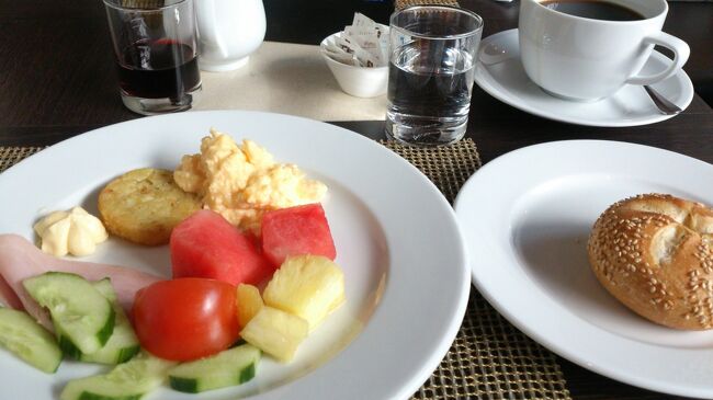 海外では朝食はしっかりいただきます。<br /><br />