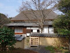 きつき城下町資料館の隣には、中根邸が建っています。
こちらは屋敷の裏側です。