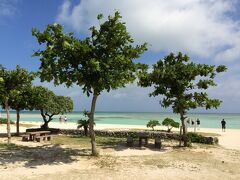 今日は午前１１時にチェックアウトしなければならないので、帰りの支度を早く済まして、島をぐるりと一周します♪

コンドイビーチは、まだ静かな状態ですね♪