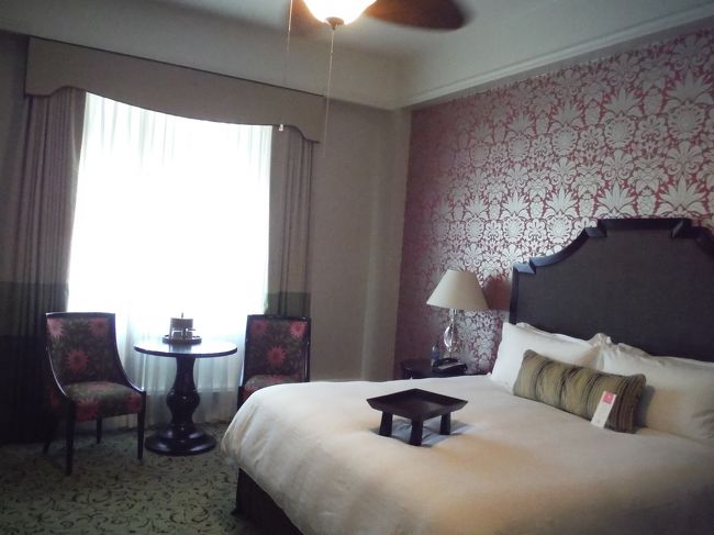 アウラ二もシーリングファンがついていますが、こちらの方が天井が高くて広い感じがします。