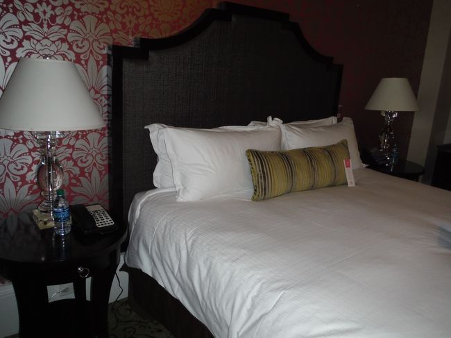 ビーチにもカラカウア通りにも近くて便利なのにとても静かで驚きました。