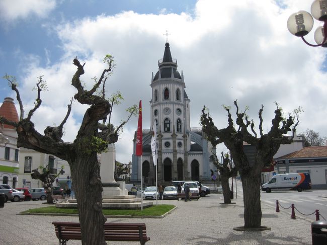 サント・アントニオ教会。<br />端正で女性的な外観の教会です。