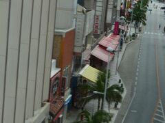 国際通りをモノレールからパシャリ。