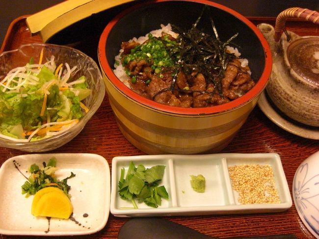 こちらは飛騨牛ひつまぶし