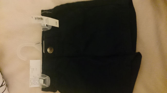 ズボンもいっぱい買いました♪