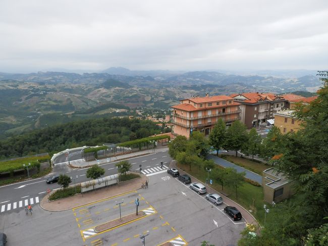 世界で5番目に小さい国に初めて足を踏み入れます。