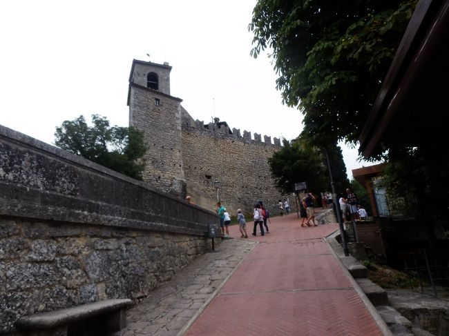 サンマリノの3つの要塞の一つ、ロッカ・グアイタです。