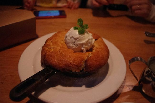 デザートを頼んだら温かいものが来ましたー(*´ω｀*)