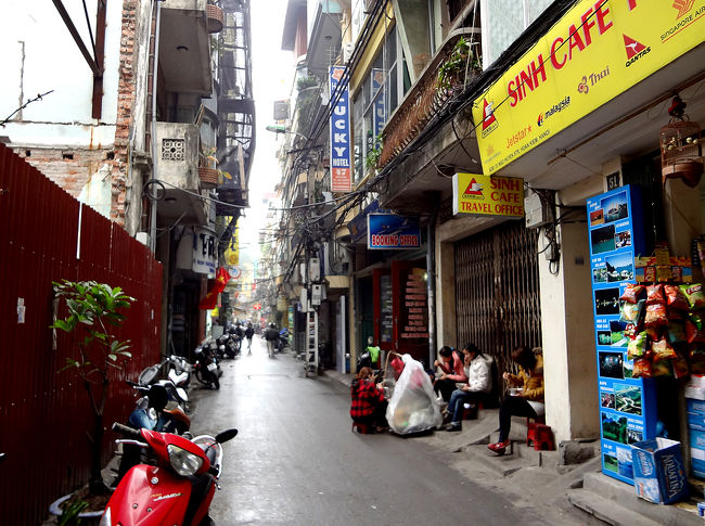 宿の近くを歩いて見ました。