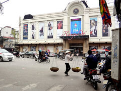 ハンザ市場前の交差点。