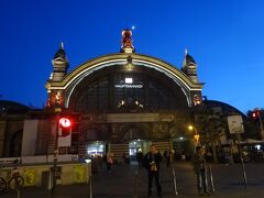 フランクフルト駅
フランクフルトＨｂｆ〜ウィーン西駅（23:00-8:56)夜行寝台列車