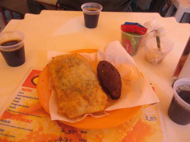 小腹が空いたのでパステウとキビ