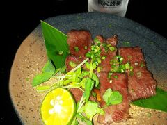 初日の夜は、石垣の波止場近くの居酒屋で。