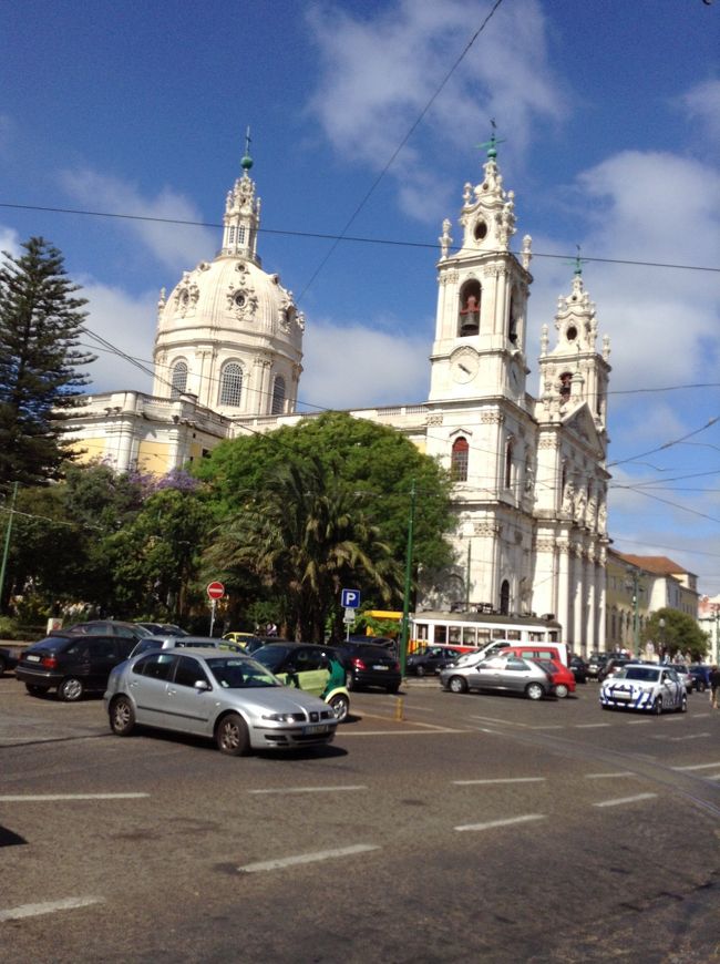 次はツアーバスに乗り込みます。<br /><br />バス車窓からの写真を