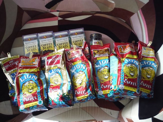 コーヒーも新作があったり。<br /><br />お買いもの三昧の一日でした！<br /><br />次で最後になります。