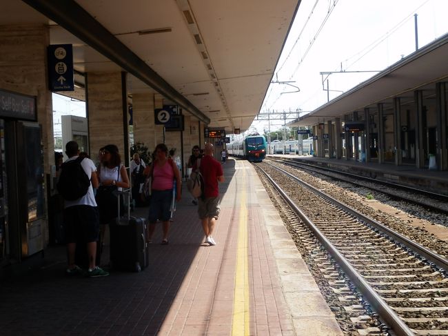 13時頃、ボローニャに向かう列車に乗ります。