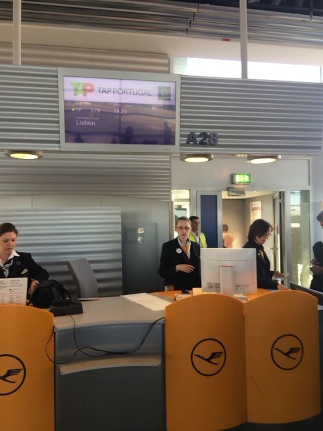 初めてのTAP Portugal航空。LHとのコードシェア便です。