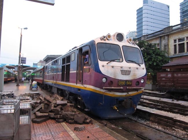 工事中の中の駅でしっかり列車を撮ってきました。