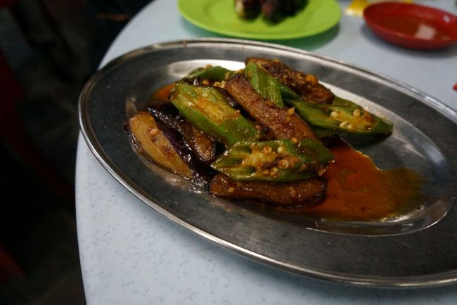 茄子とオクラのマレー炒め。<br /><br />茄子に味が染み込んでいて美味しいです。