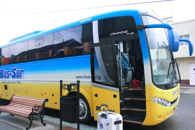 さぁ、今日はウシュアイアまで約12時間のバスの旅。