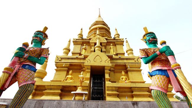 立派な正面です