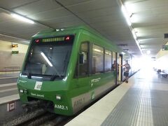 14:15発の登山鉄道に乗車。
チケットは自動券売機で購入し、Manresa Alta駅までのカタルーニャ鉄道と通しで10.3ユーロでした。