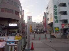 早朝の松戸駅