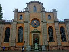 地図では｢Storkyrkan｣って書いてある。ストックホルム大聖堂やな。