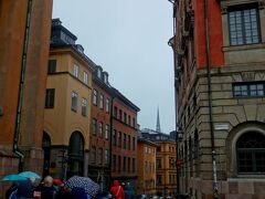 旧市街へ。ストックホルムがこういう街並だとは来て初めて知った。