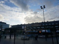 フィンエアーバスは早朝も走っているので便利です。